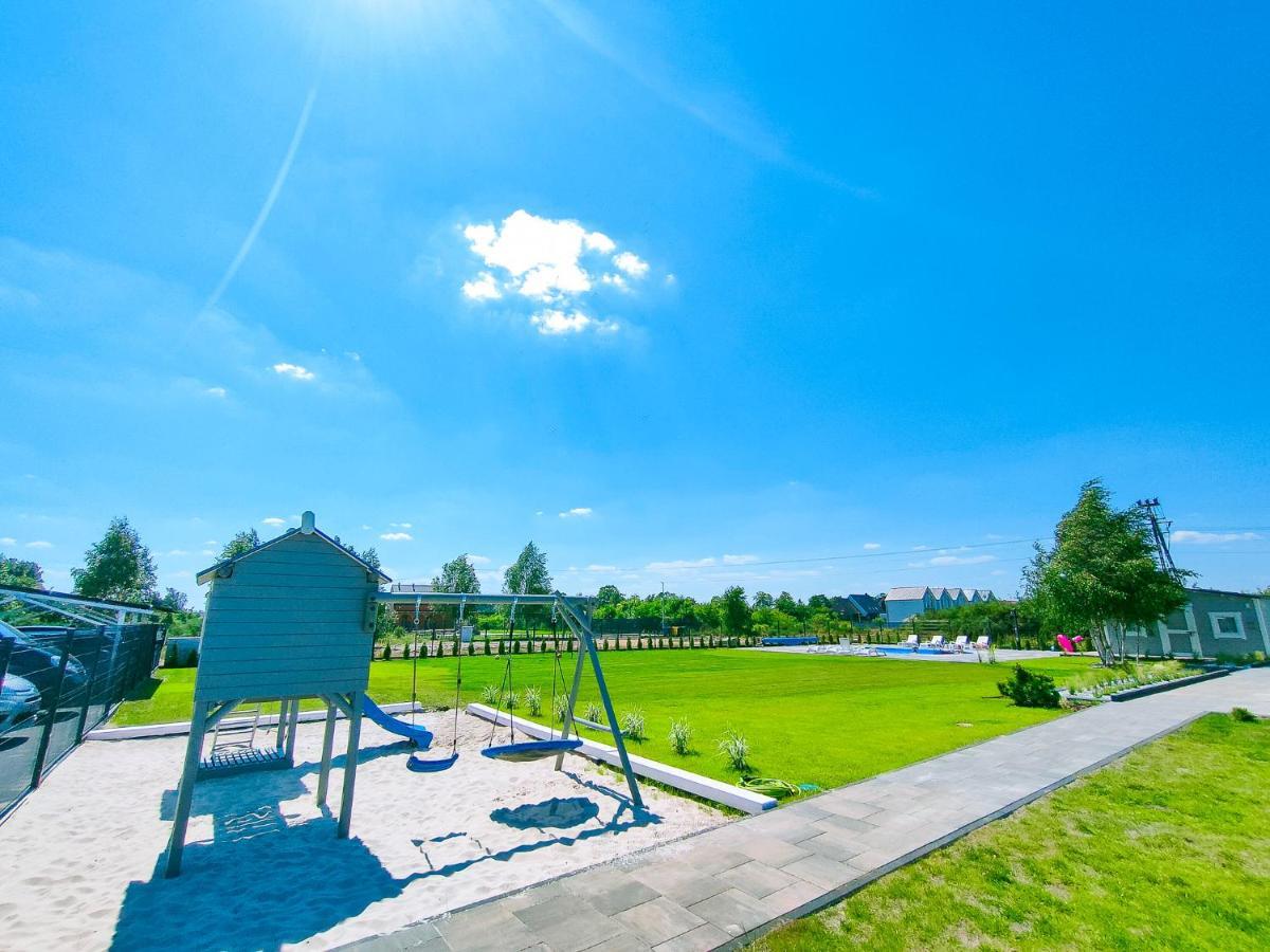 Slonce I Woda Domki Caloroczne, Klimatyzacja, Podgrzewany Basen, Bezplatny Parking Leba Exterior photo