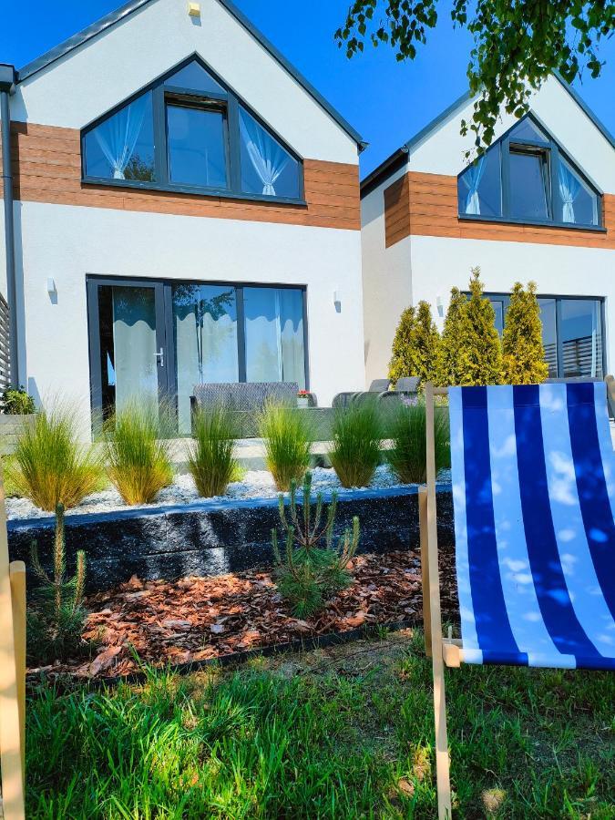 Slonce I Woda Domki Caloroczne, Klimatyzacja, Podgrzewany Basen, Bezplatny Parking Leba Exterior photo